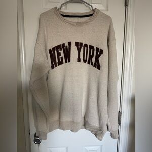 New York Oversized sweatshirt
Size LOriginally